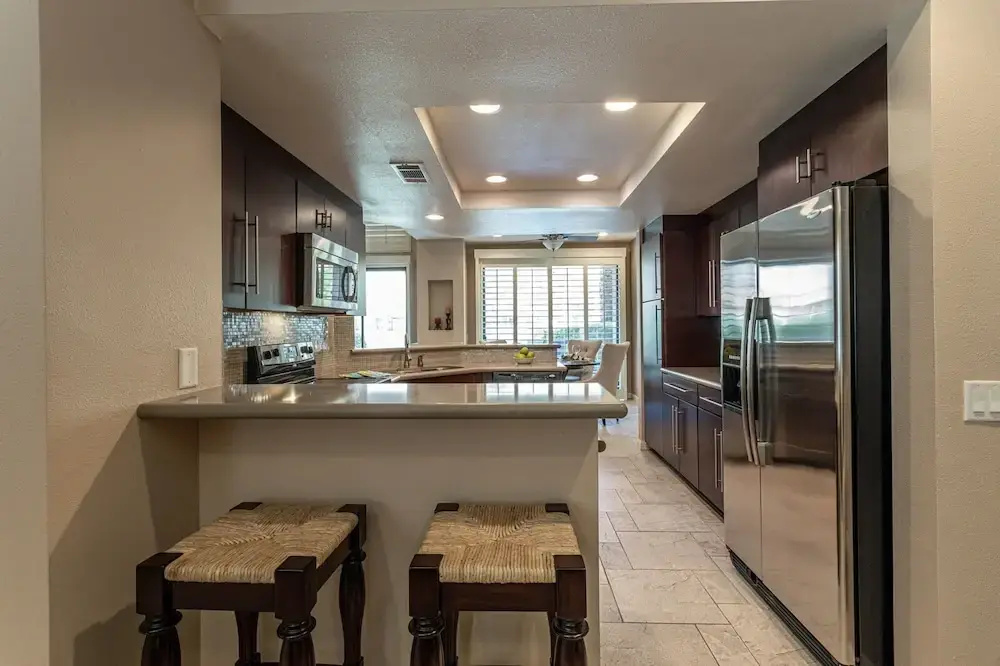 Spectacular Lake and Mountain View BBQ Pool Spa