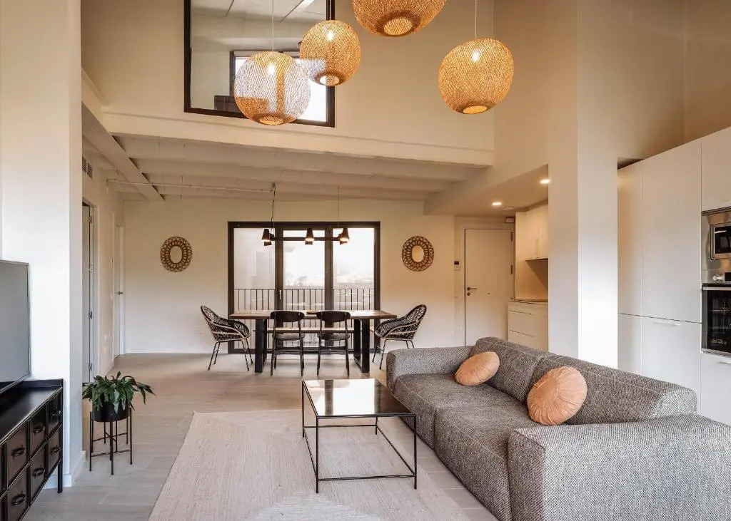 La Comuna by Bon Dia Residences