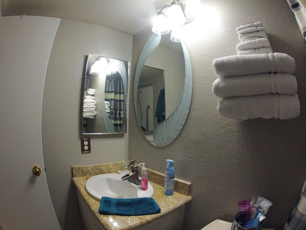 Sands Riolux Priv Bedbath5 Min Stripairport and Rental car Terminals