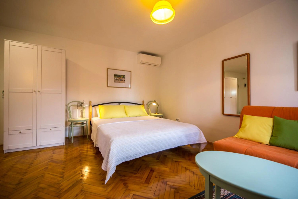 Studio apartment Lux