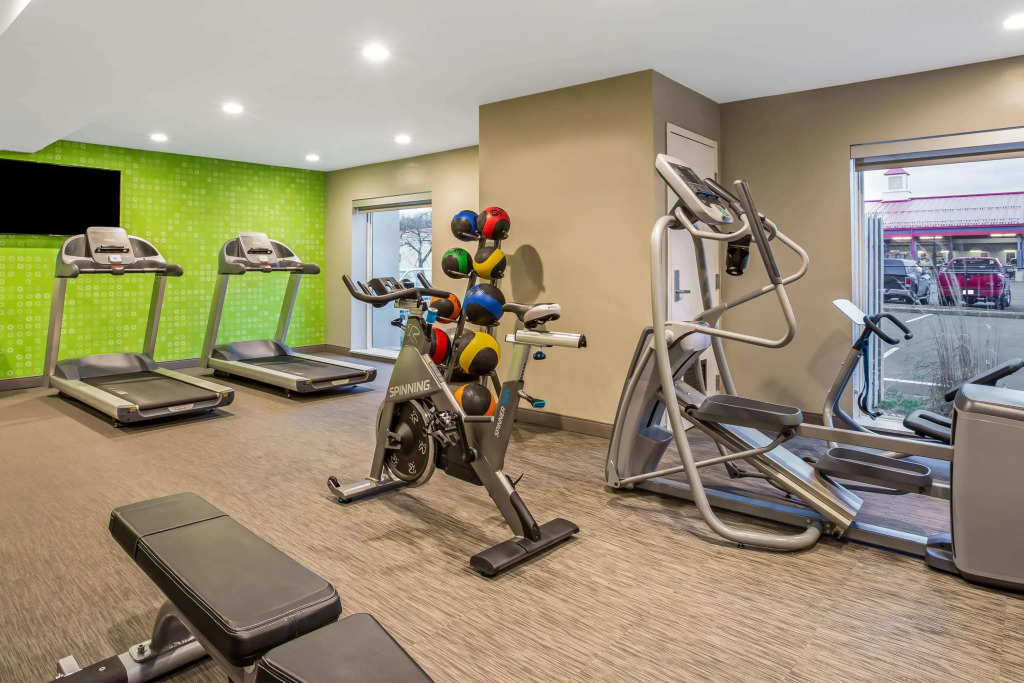 La Quinta by Wyndham Hartford Bradley Airport