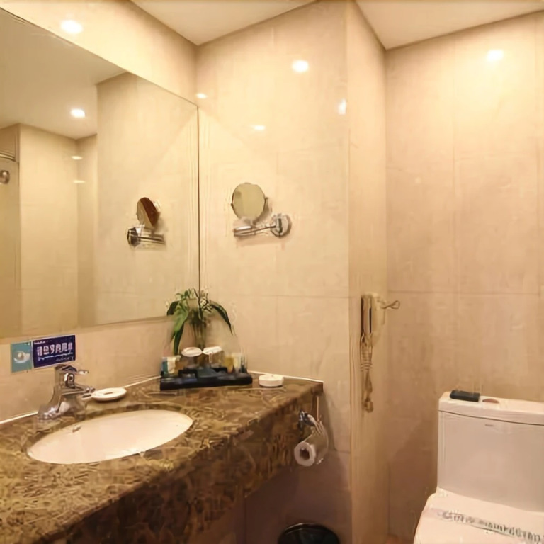 Huaxiang Hotel