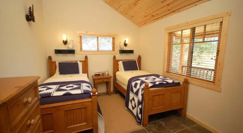 The Lodge at Whitehawk Ranch