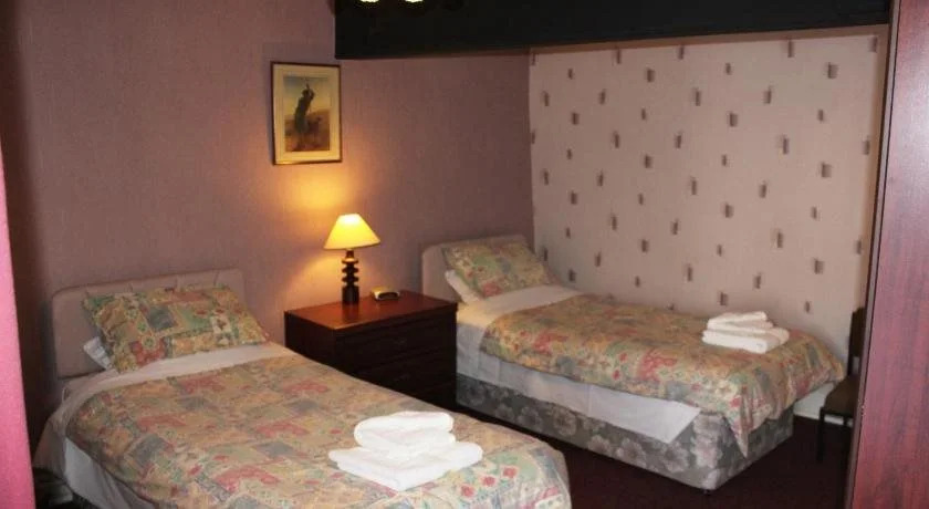 Community Owned Gwesty Owain Glyndwr Hotel