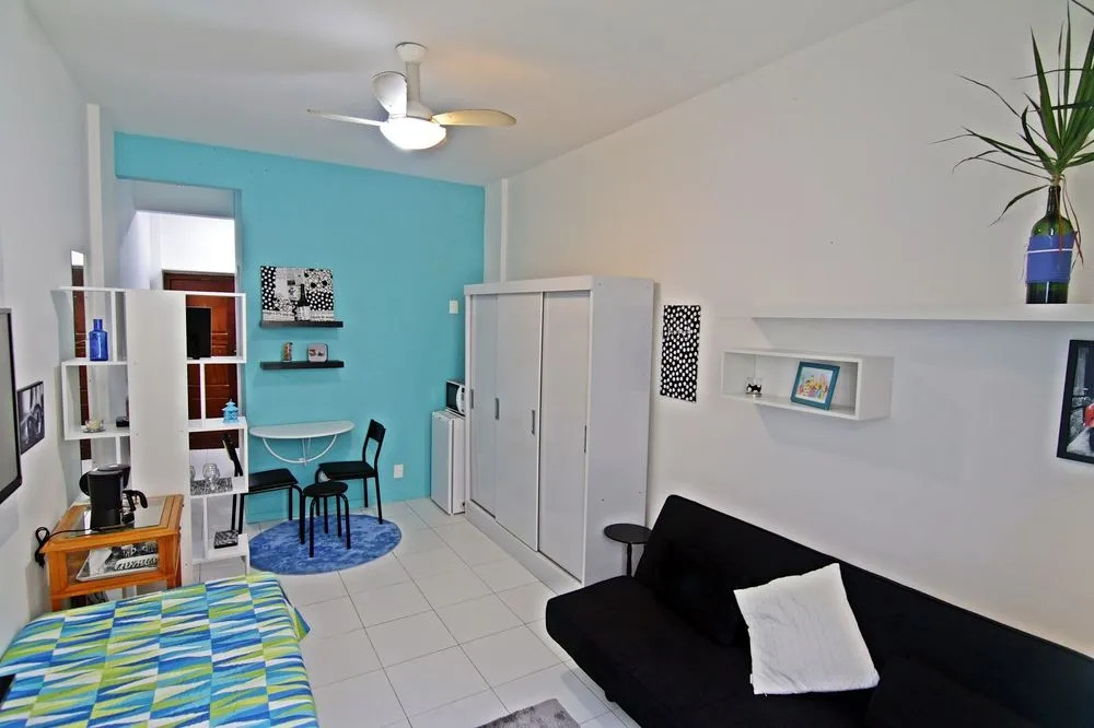 Apartamento Decorado Em Copacabana | Sf 184/604