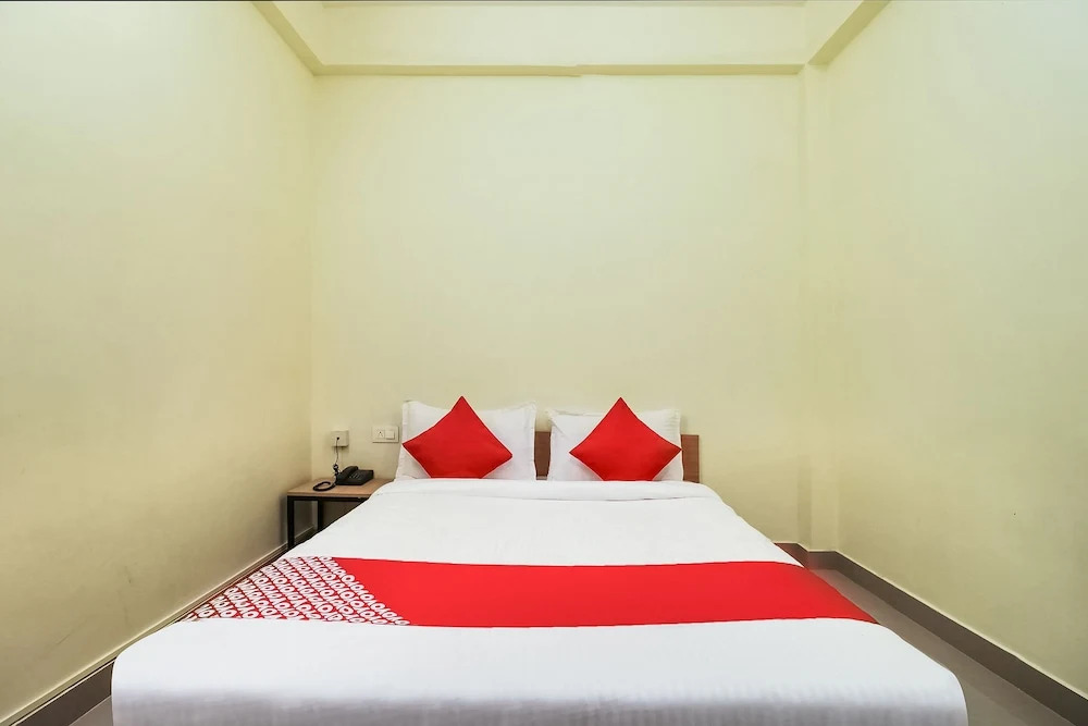 OYO FLAGSHIP 42895 Sonal's Inn