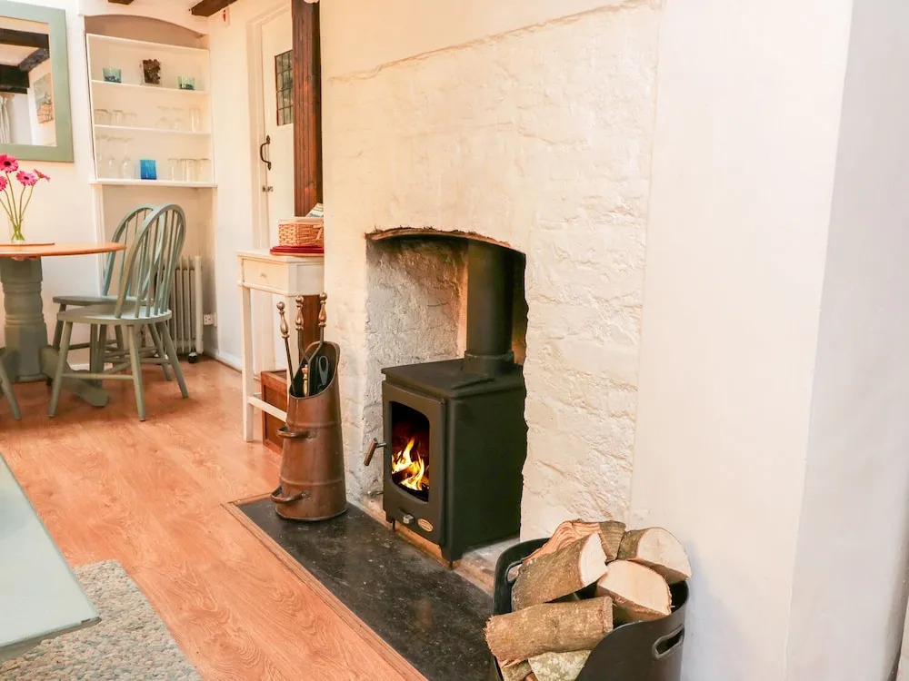 Swanfield Cottage