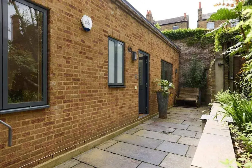 The Putney Wonder - Dazzling 3bdr Flat With Garden