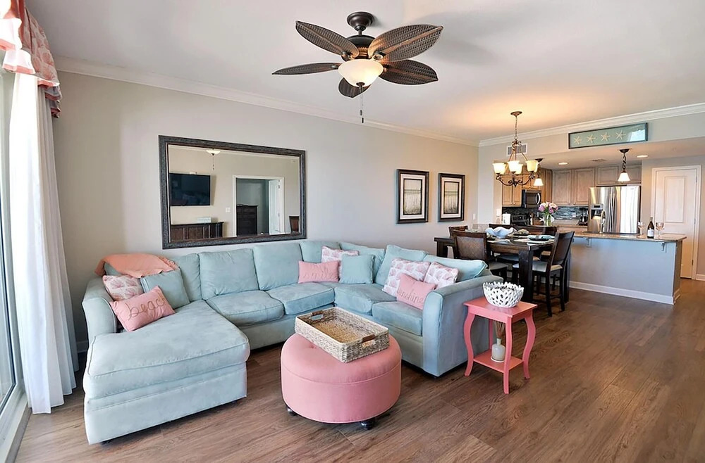 Grandview East 702