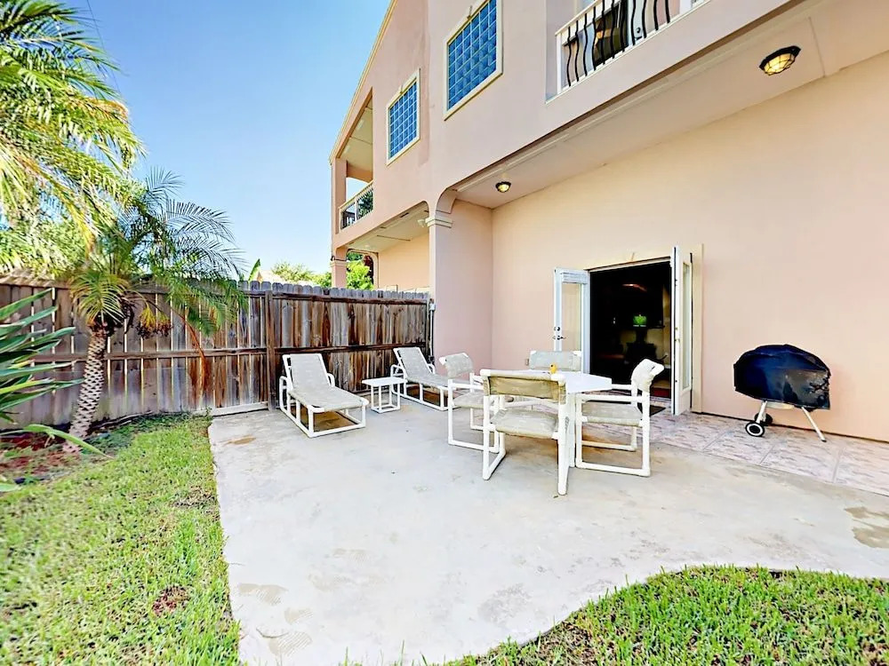 110 E Aries Dr Duplex Unit A