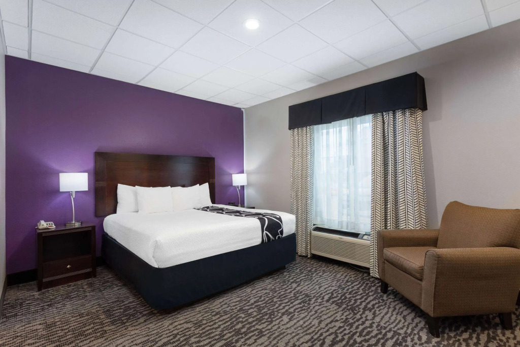 La Quinta by Wyndham Huntsville Airport Madison