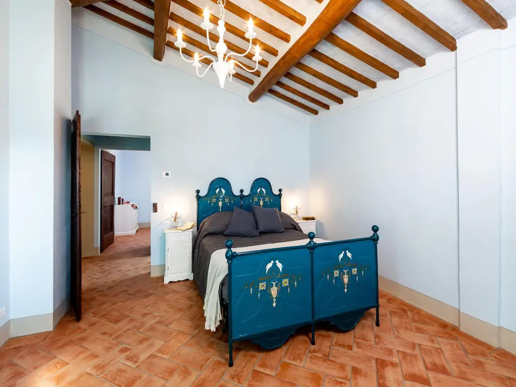 Villa in Castiglion Fiorentino with Private Swimming Pool
