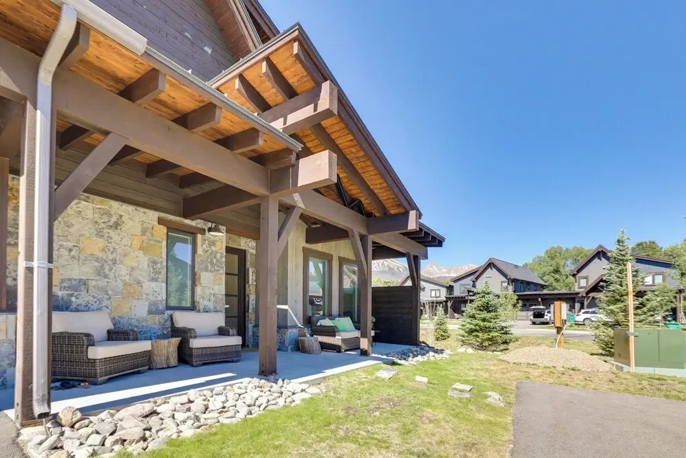 Hike, Ski, Golf, & Fish: Silverthorne Townhome!