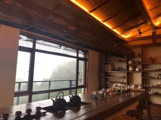Xiangjian Chashe Hostel