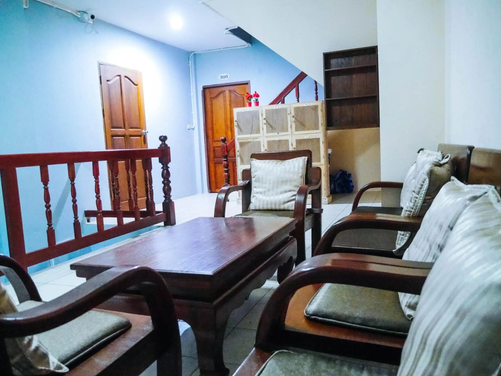 Fueangfu Home Hostel
