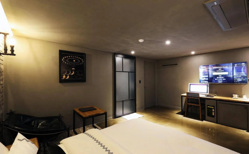 MARI boutique hotel
