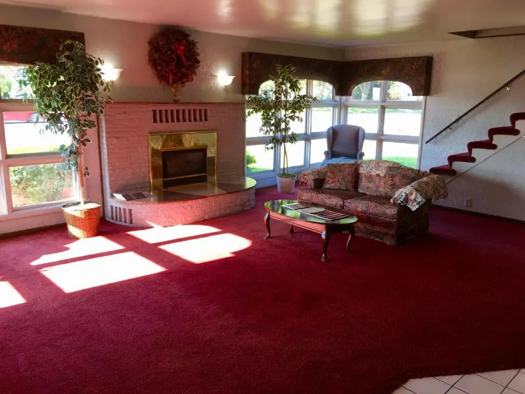 Thumb Heritage Inn