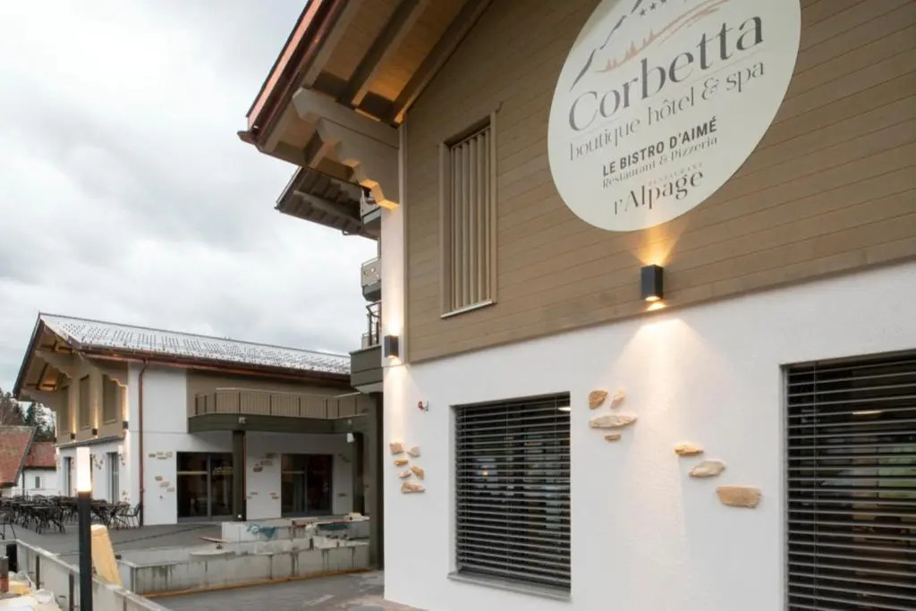 Boutique hôtel Corbetta & SPA - A 5 minutes de lautoroute A12 aux Paccots sur Montreux, profitez de la montagne et du lac Léman- LOFT FAMILIAL DISPONIBLE