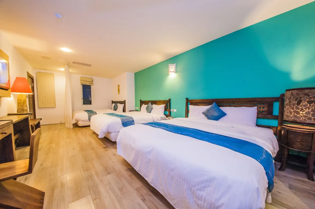 Seasons Bali Fashion Inn