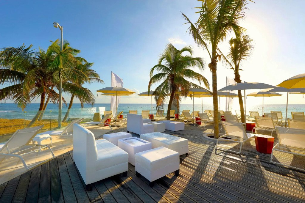 TRS Yucatan Hotel