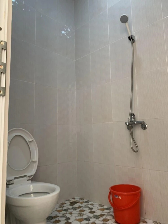 Lee Na Hotel - Hostel