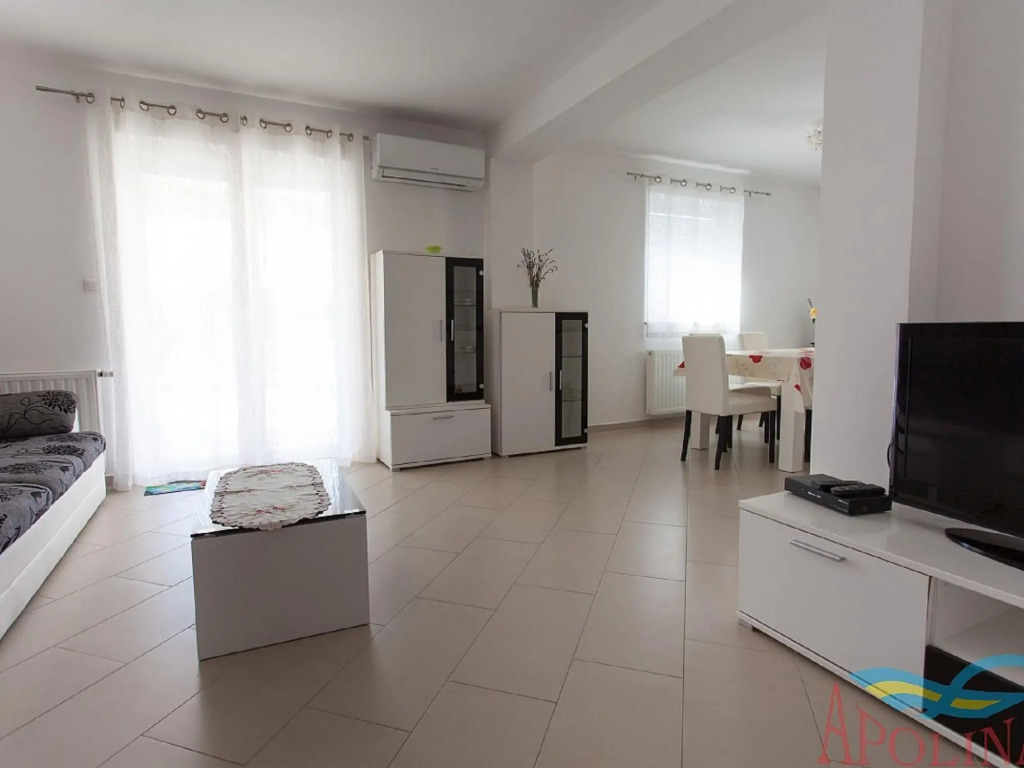 Modern Holiday Home in Kremenici With Terrace