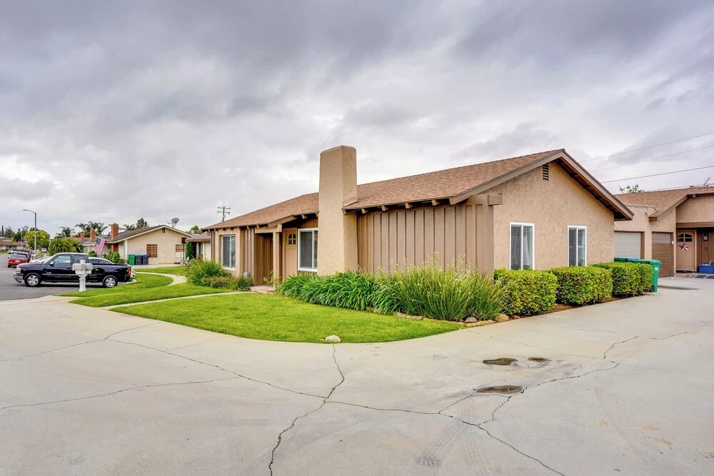 Idyllic Tustin Home w/ Private Patio & Grill