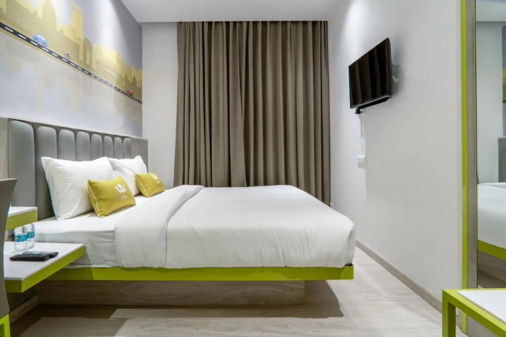 Hotel Le Roi Express Karol Bagh