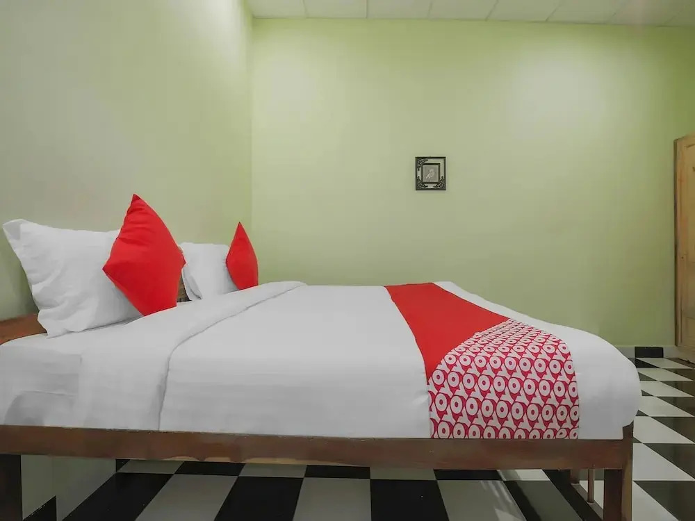 White Negro Beach Resort by OYO