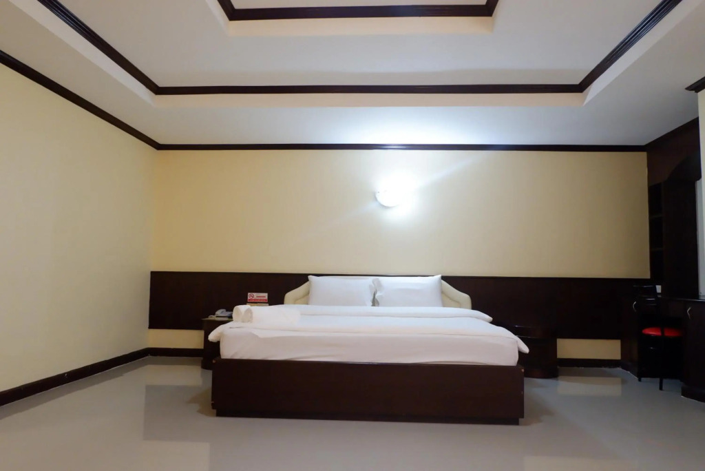 Auychai Grand Hotel