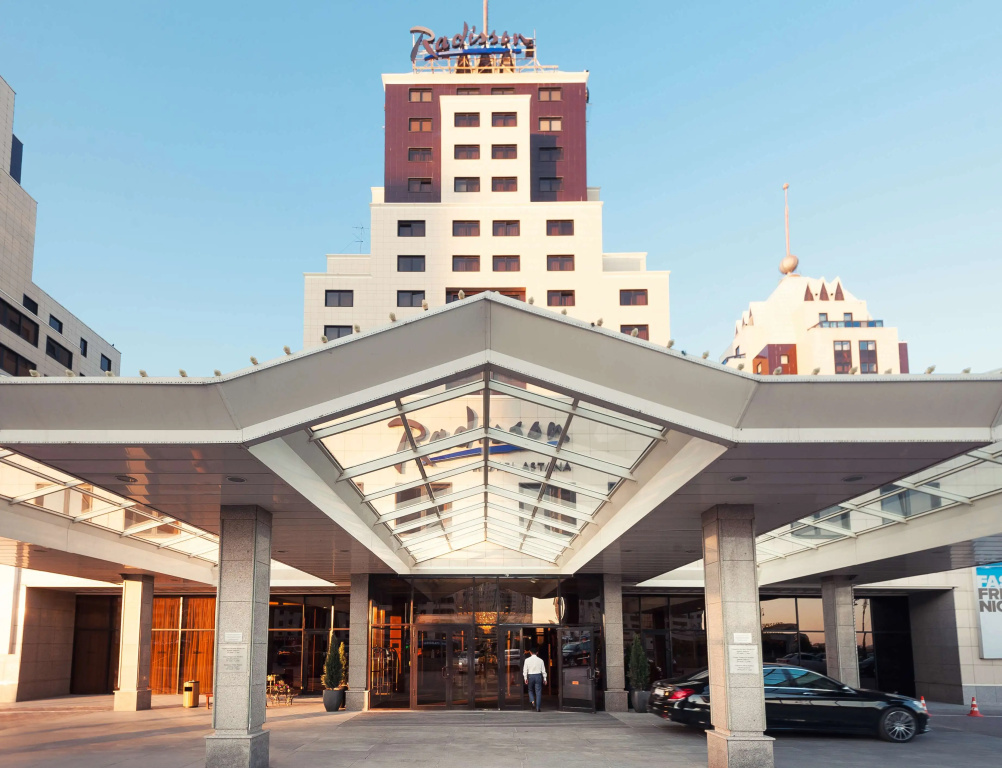 Radisson Hotel, Астана