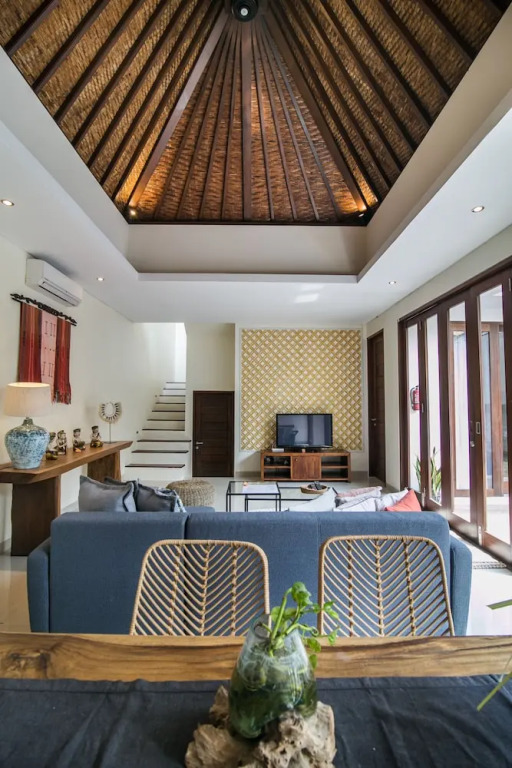 MariJo Villa