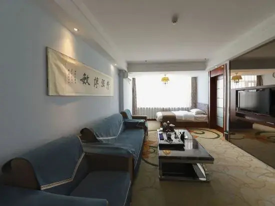 Baotou Henghai Hotel (Saihantala Urban Grassland)