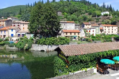 Les Bruyeres