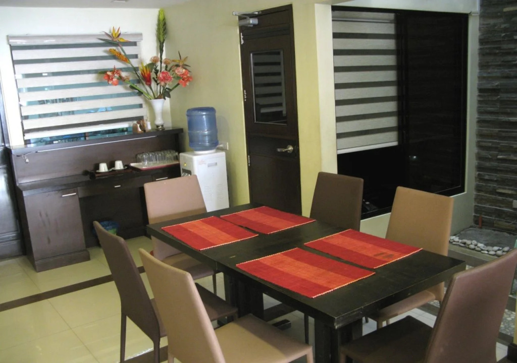 Casa de Rosario Residence Inn
