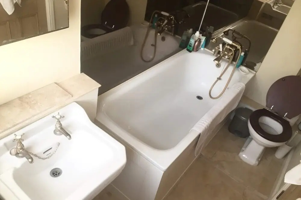 2 Bedroom Apartment off Portobello Road
