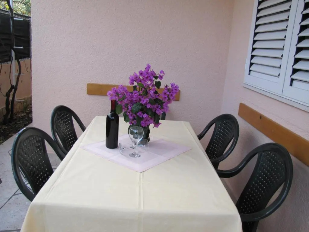 Apartments Škarpa 1601