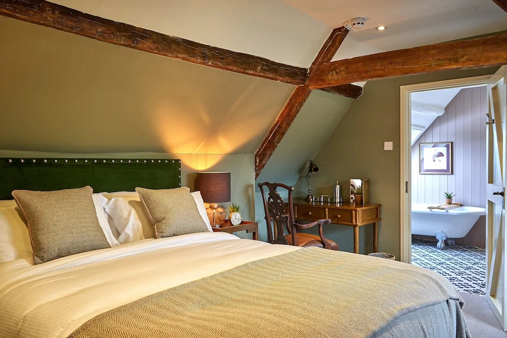 The Horse & Groom Inn