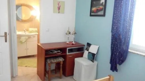 Apartments Kerovec