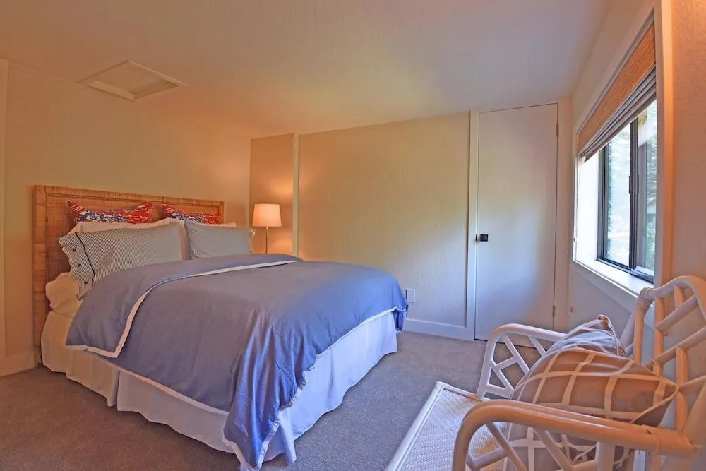 West Shore Getaway