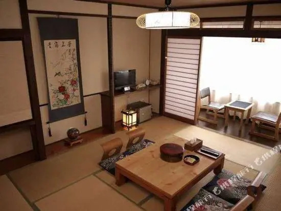 Towadako Yugetsu