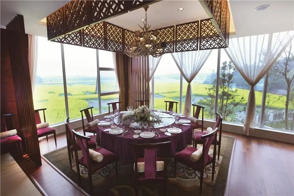 Xinrui Hotel