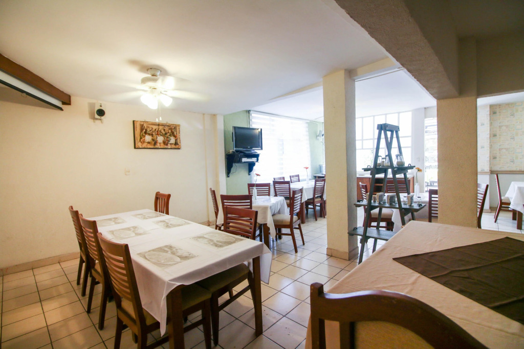 Capital O Hotel Casa Blanca