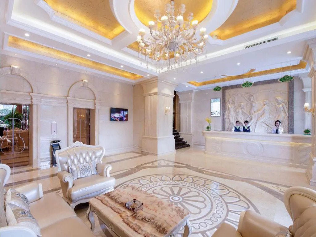 Vienna Hotel Shenzhen Honghu Branch