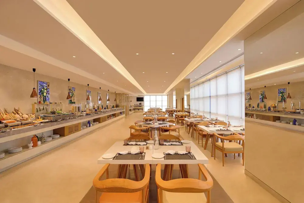 Lemon Tree Suites, Gurugram