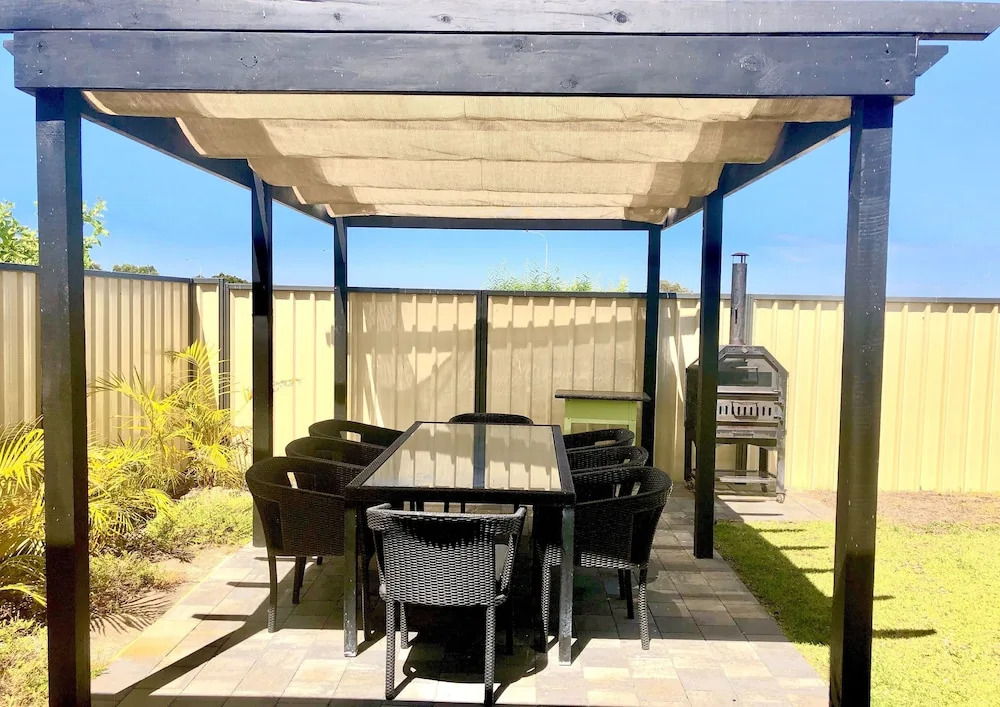 Be Wowed by Bayou, Family Friendly,  Beach, Wifi