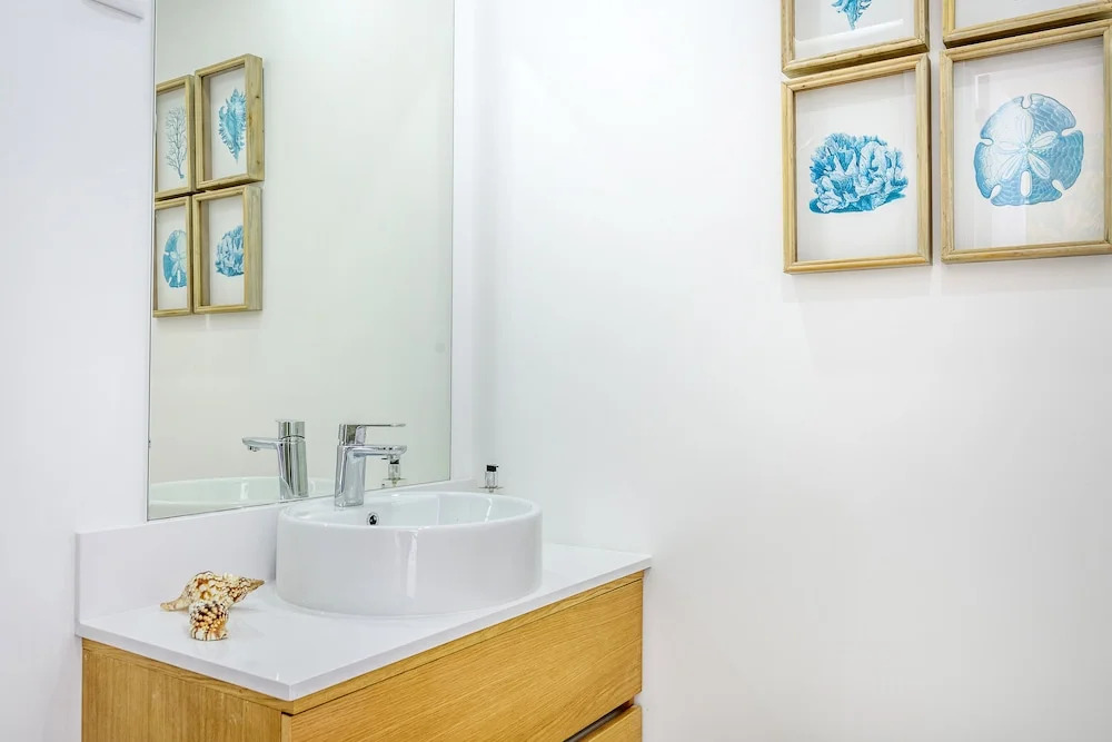 Paço de Arcos Suite & Beach Apartment