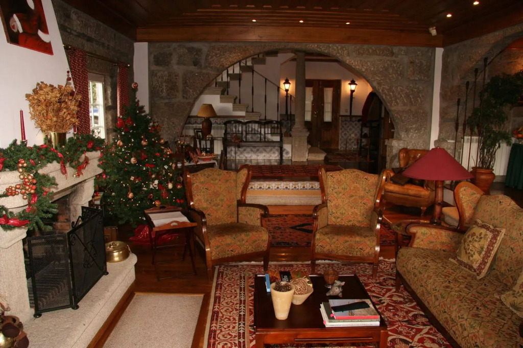 Casa De Canilhas