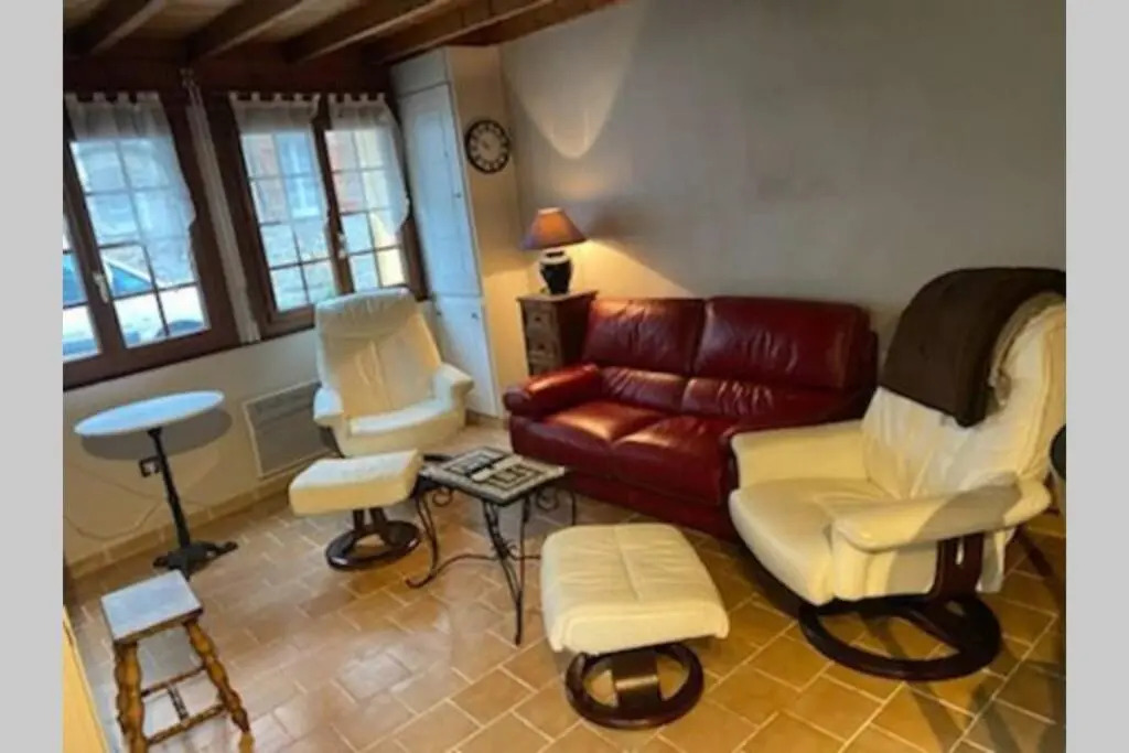 La petite maison du Bourg de Barneville