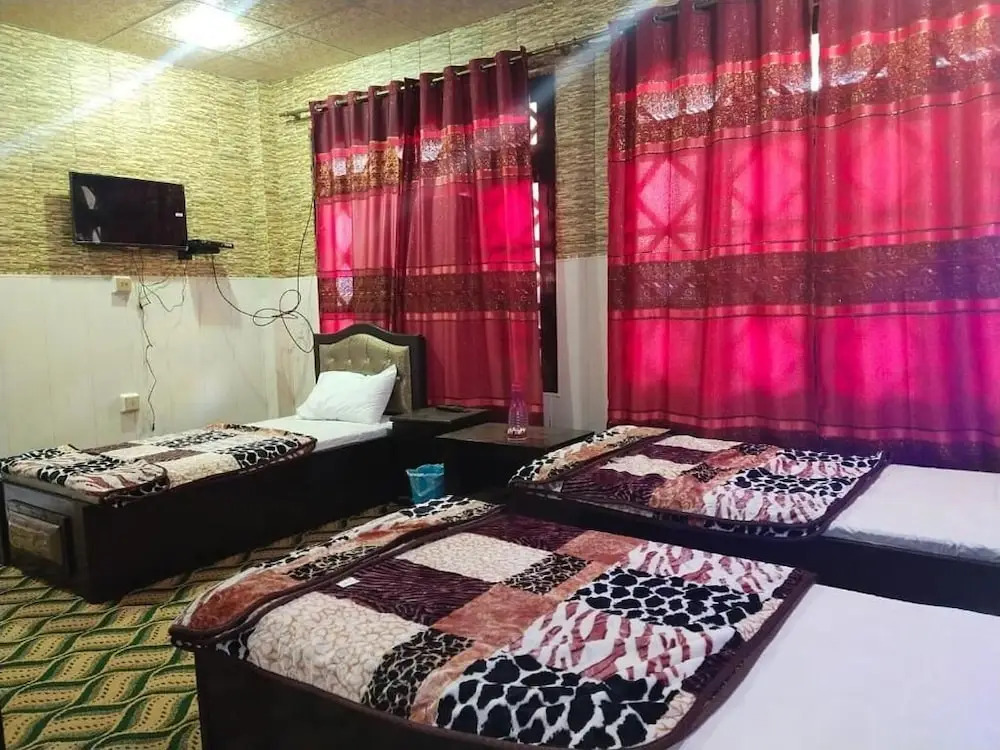 Hotel Hill Palace